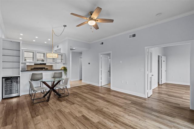 1900 Genesee Street 203, Houston, TX 77006