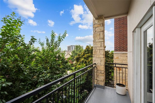 1900 Genesee Street 203, Houston, TX 77006