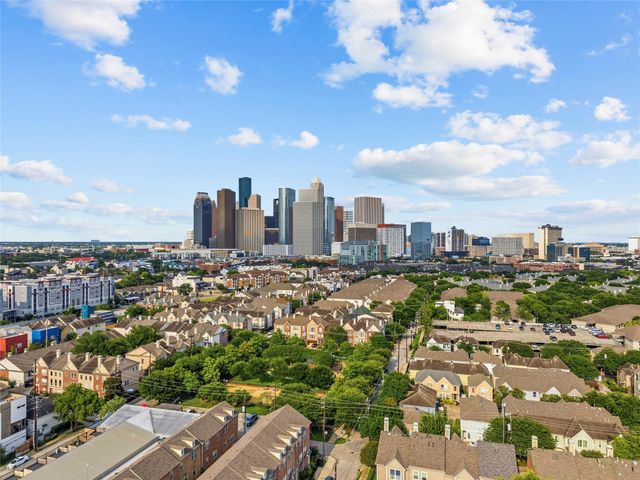 1900 Genesee Street 203, Houston, TX 77006