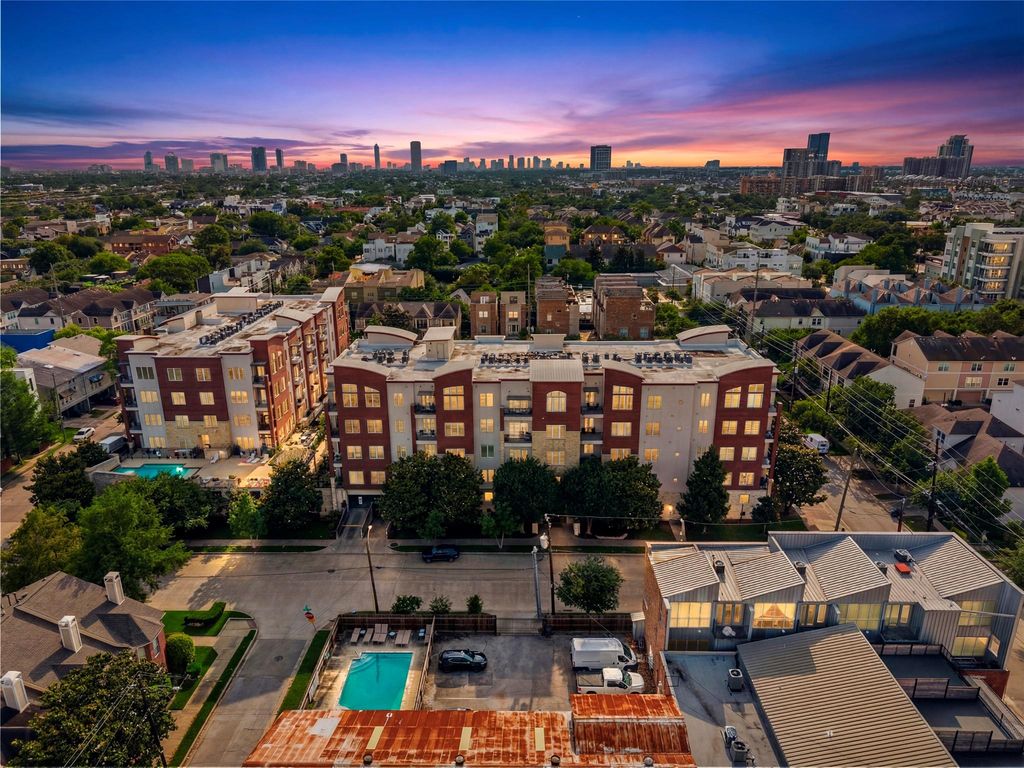 1900 Genesee Street 203, Houston, TX 77006