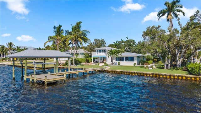 1209 Coconut DR, Fort Myers, FL 33901