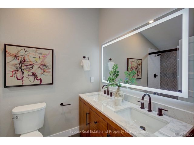 1076 S Leyden St, Denver, CO 80224