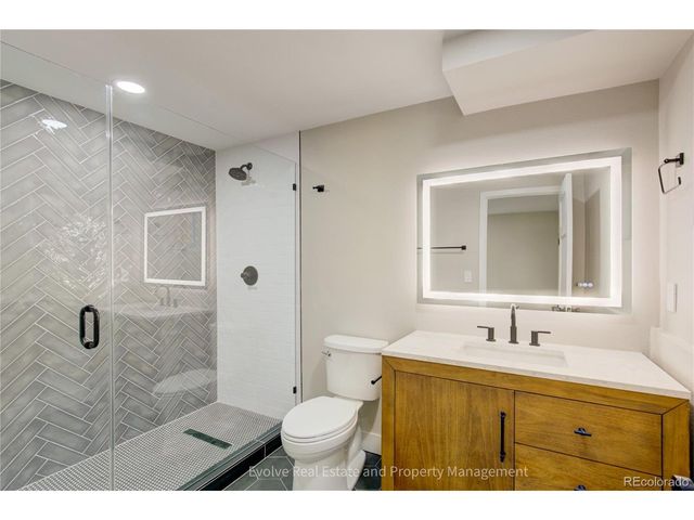 1076 S Leyden St, Denver, CO 80224