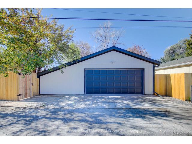 1076 S Leyden St, Denver, CO 80224