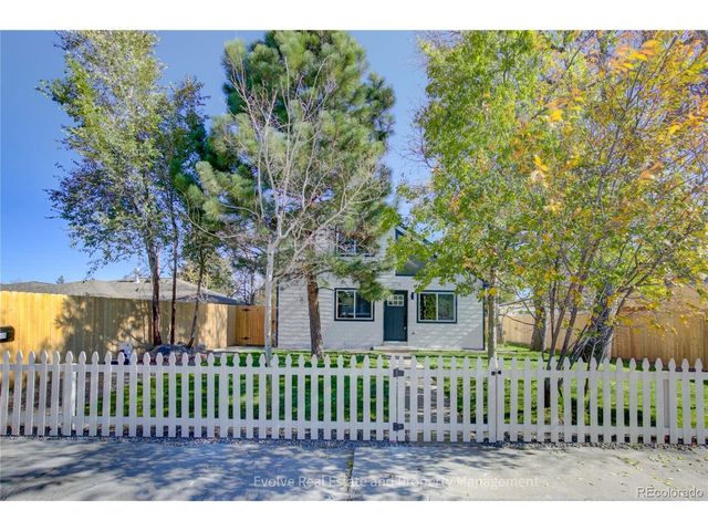 1076 S Leyden St, Denver, CO 80224