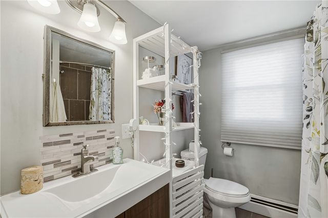 353 High Street, Cumberland, RI 02864