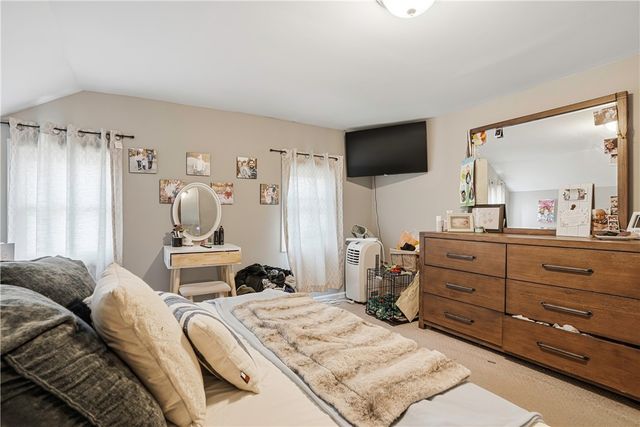 353 High Street, Cumberland, RI 02864