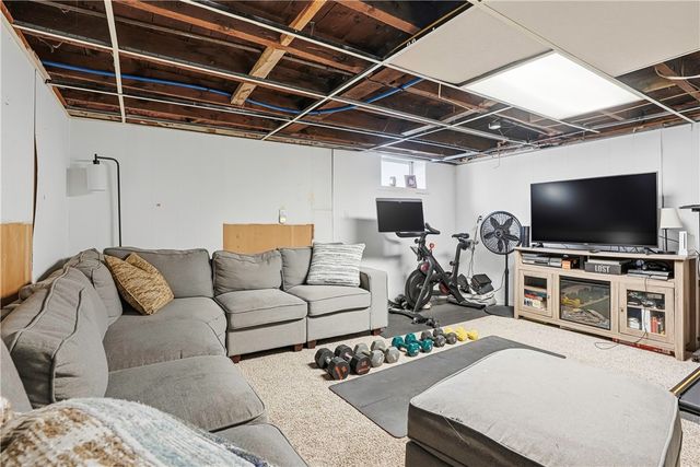 353 High Street, Cumberland, RI 02864