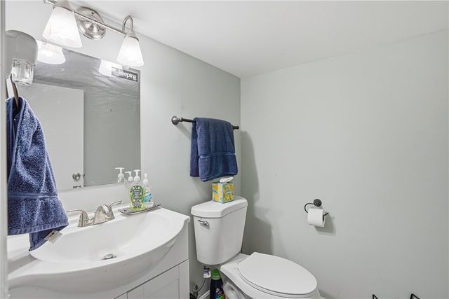 353 High Street, Cumberland, RI 02864