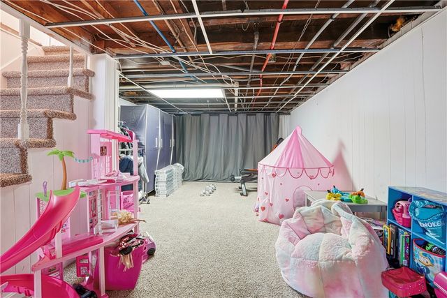 353 High Street, Cumberland, RI 02864