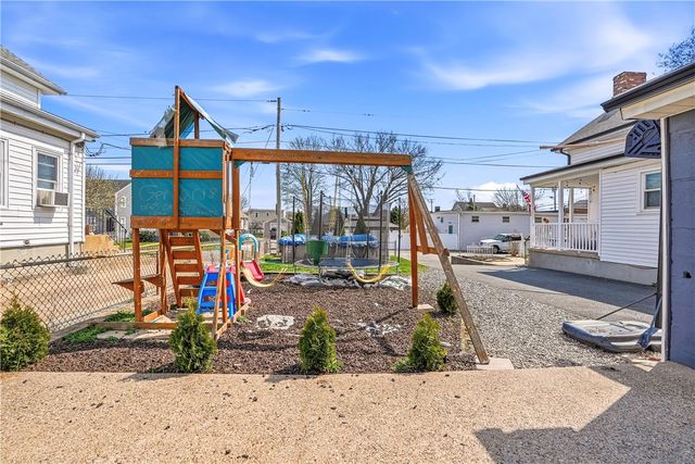 353 High Street, Cumberland, RI 02864