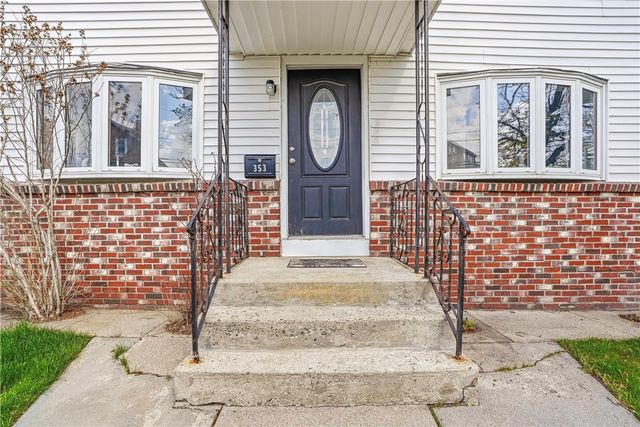 353 High Street, Cumberland, RI 02864