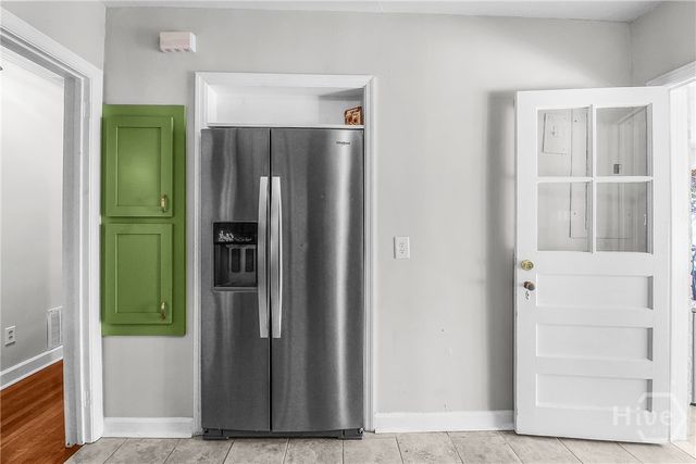 712 Columbus Drive, Savannah, GA 31405