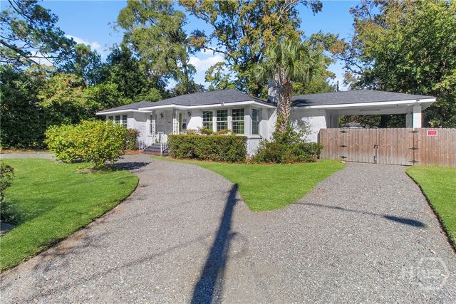 712 Columbus Drive, Savannah, GA 31405