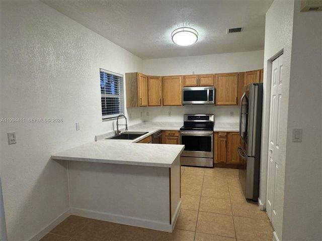 22569 SW 89th Pl, Cutler Bay, FL 33190