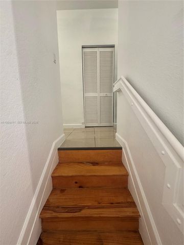 22569 SW 89th Pl, Cutler Bay, FL 33190