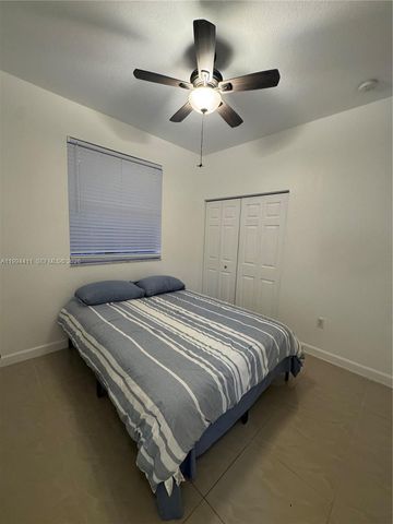 22569 SW 89th Pl, Cutler Bay, FL 33190