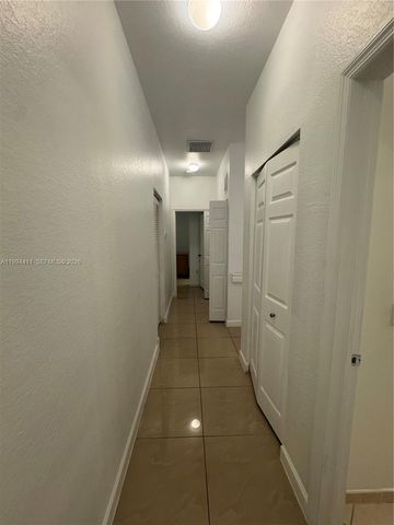 22569 SW 89th Pl, Cutler Bay, FL 33190