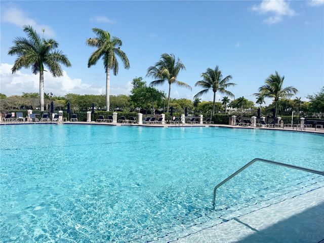 22569 SW 89th Pl, Cutler Bay, FL 33190