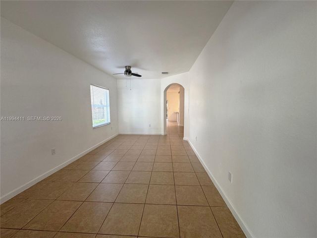 22569 SW 89th Pl, Cutler Bay, FL 33190