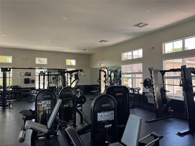 22569 SW 89th Pl, Cutler Bay, FL 33190