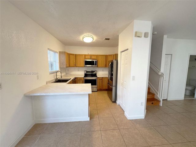 22569 SW 89th Pl, Cutler Bay, FL 33190