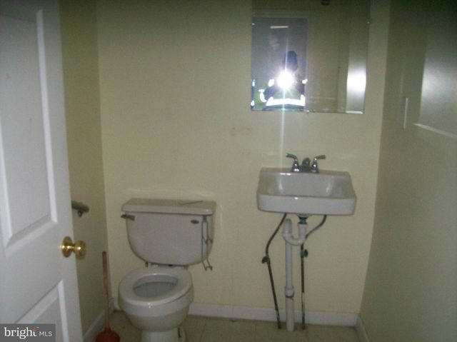 4324-26-26 FRANKFORD AVE, Philadelphia, PA 19124