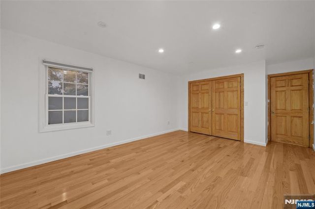 81 Fairmount Avenue, Hackensack, NJ 07601