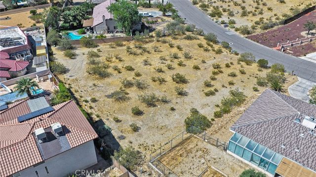 16425 Viho, Apple Valley, CA 92307