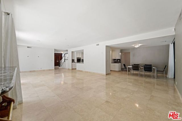 15656 Crownridge Place, Sherman Oaks, CA 91403