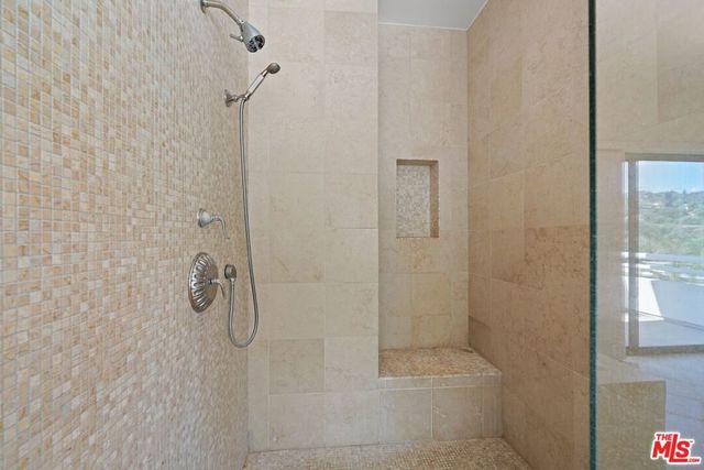 15656 Crownridge Place, Sherman Oaks, CA 91403