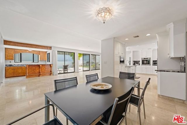 15656 Crownridge Place, Sherman Oaks, CA 91403