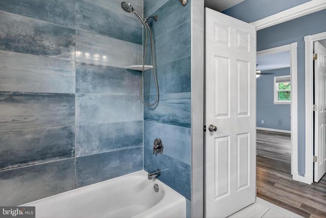 3 WALDEN RD, Marlton, NJ 08053