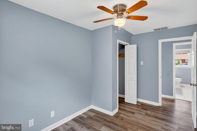 3 WALDEN RD, Marlton, NJ 08053