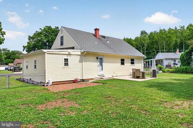 3 WALDEN RD, Marlton, NJ 08053