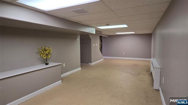 2-72 Saddle River Road, Fair Lawn, NJ 07410