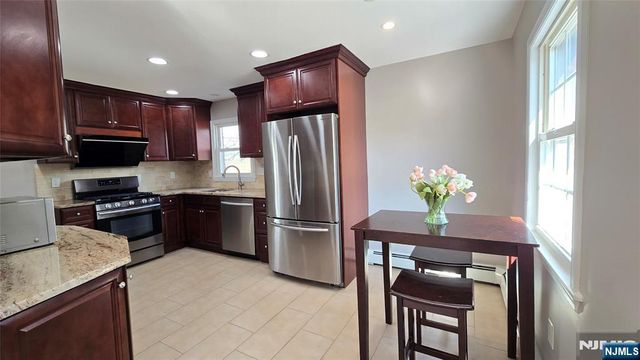 2-72 Saddle River Road, Fair Lawn, NJ 07410