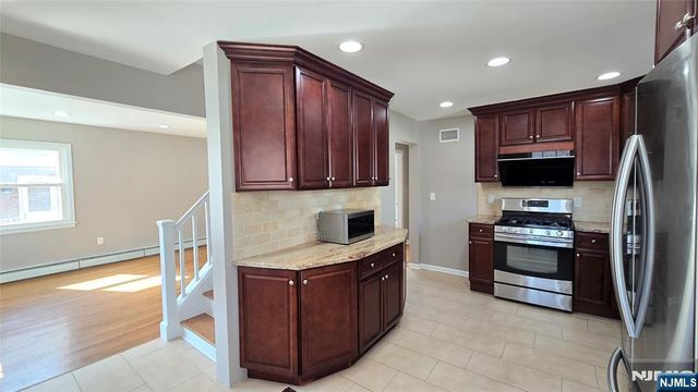 2-72 Saddle River Road, Fair Lawn, NJ 07410