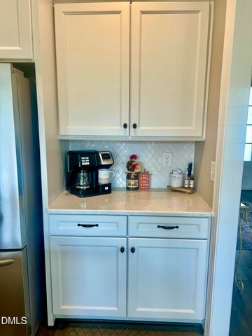 1284 Dairy Glen Drive, Fuquay Varina, NC 27526