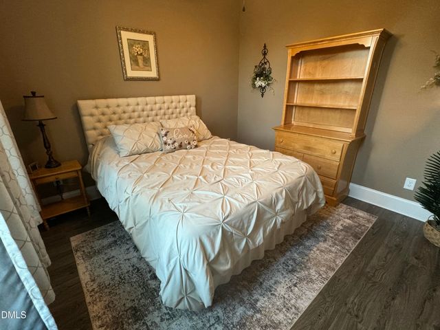 1284 Dairy Glen Drive, Fuquay Varina, NC 27526