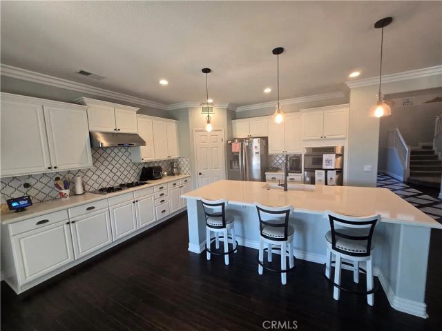 3250 Quartz Circle, Corona, CA 92882