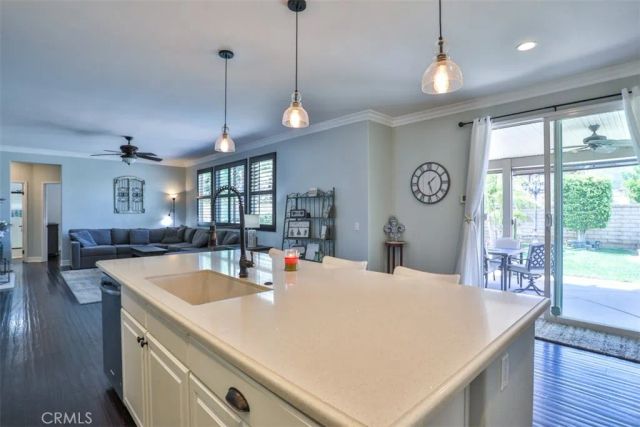 3250 Quartz Circle, Corona, CA 92882