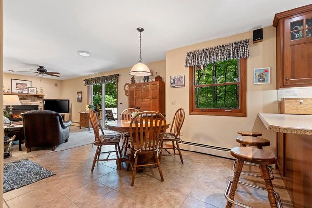 5495 N MAPLE HEIGHTS CIRCLE, Sturgeon Bay, WI 54235