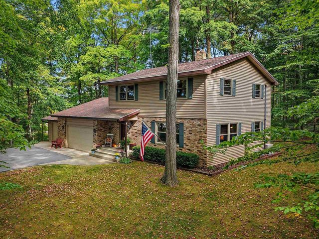 5495 N MAPLE HEIGHTS CIRCLE, Sturgeon Bay, WI 54235