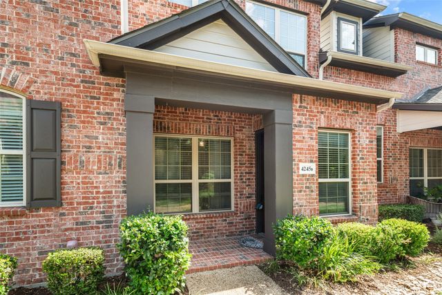 4245 b Swan Forest Drive B, Carrollton, TX 75010