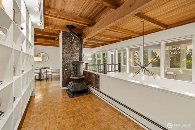 9674 50th Avenue SW, Seattle, WA 98136
