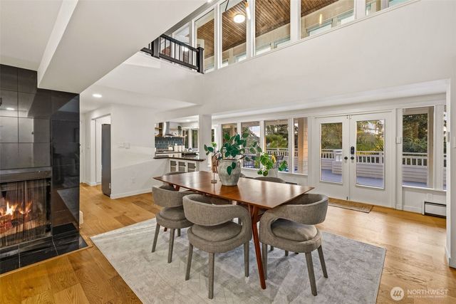 9674 50th Avenue SW, Seattle, WA 98136