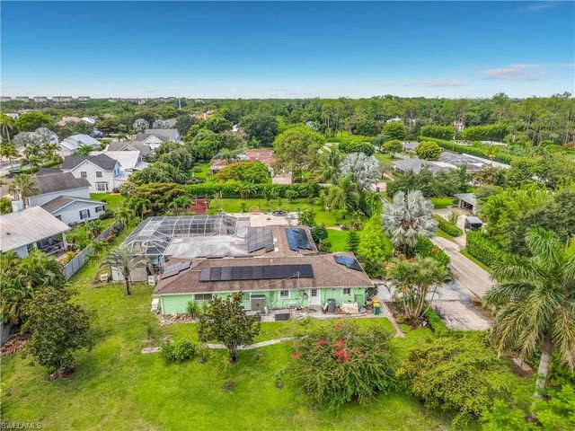 2280 Capri CT, Naples, FL 34105