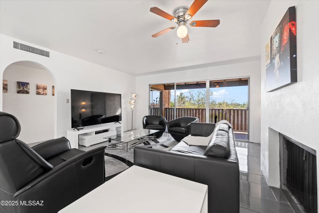 432 N Dodge Boulevard, Tucson, AZ 85716