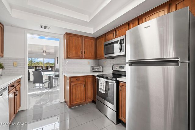 432 N Dodge Boulevard, Tucson, AZ 85716